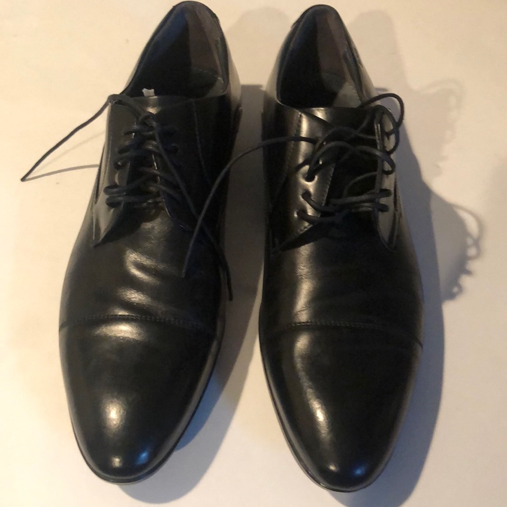 Hugo boss casual Derby wore once